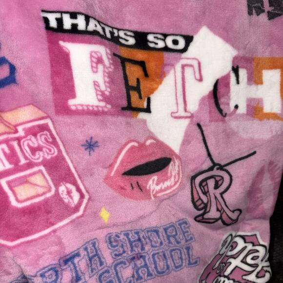 MEAN GIRLS Pink PLUSH Throw Blanket 60x70in SO FETCH - NWT - Picture 5 of 5